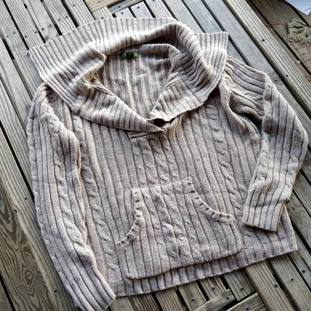 Women's Crowl Neck Cable sweater 1X